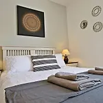 Tess Arenas Villa *